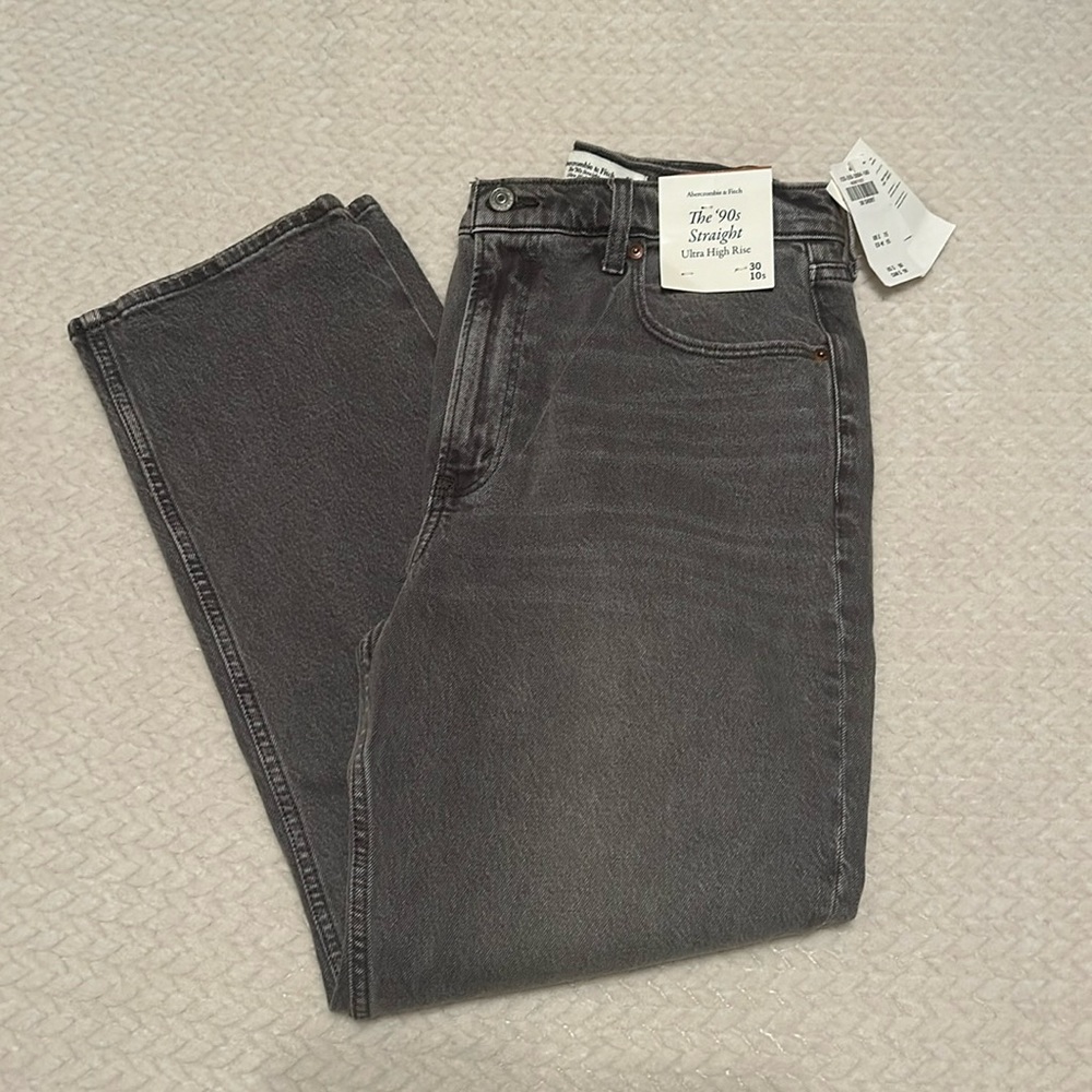 Abercrombie & Fitch Women's High Rise Jeans - Gray